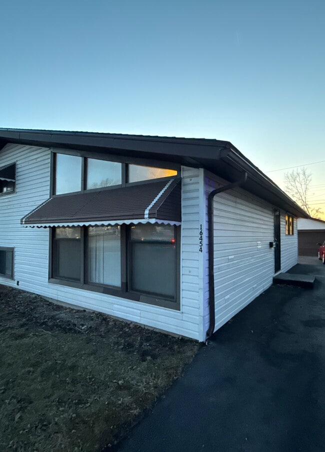 Building Photo - 16454 Wolcott Ave