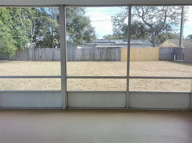 Building Photo - 1669 Tarrytown Ave