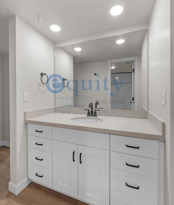 Building Photo - 1032 E 400 S