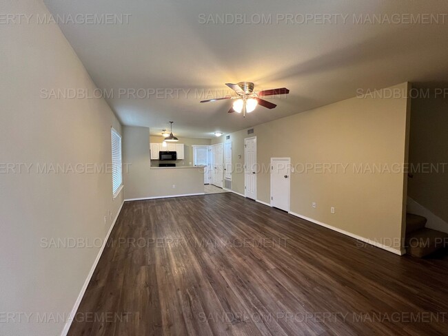 Building Photo - FOR LEASE | Sand Springs | $925 Rent | 2 B...