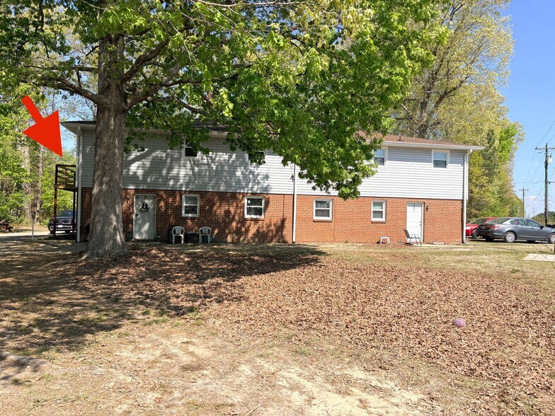 Building Photo - 6247 Jefferson Park Rd