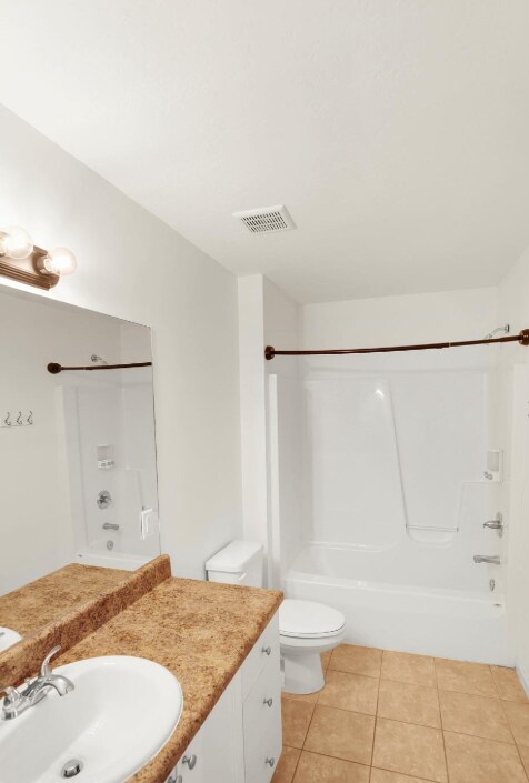 Building Photo - 7221 Quail Hollow Dr