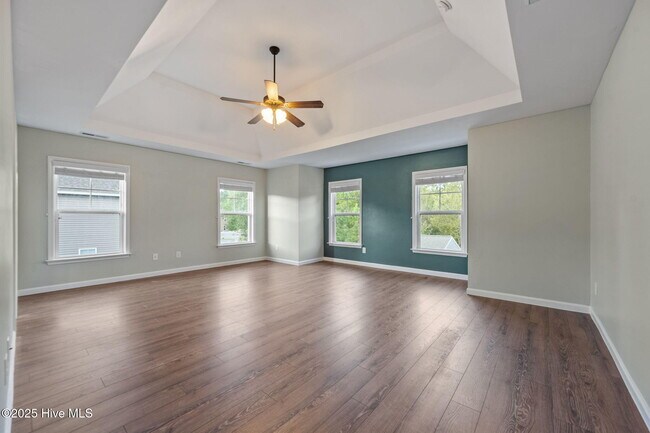 Building Photo - 711 Tuscarora Dr