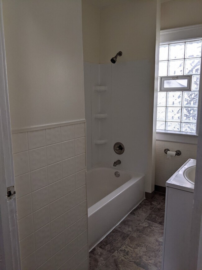 Bath - 1944 W 73rd St