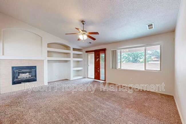 Building Photo - 8116 Long Mesa Pl NW