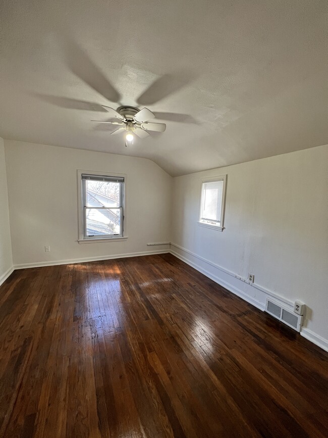 Bedroom 3 (upstairs) 13 x 11 - 180 Beckwith Dr