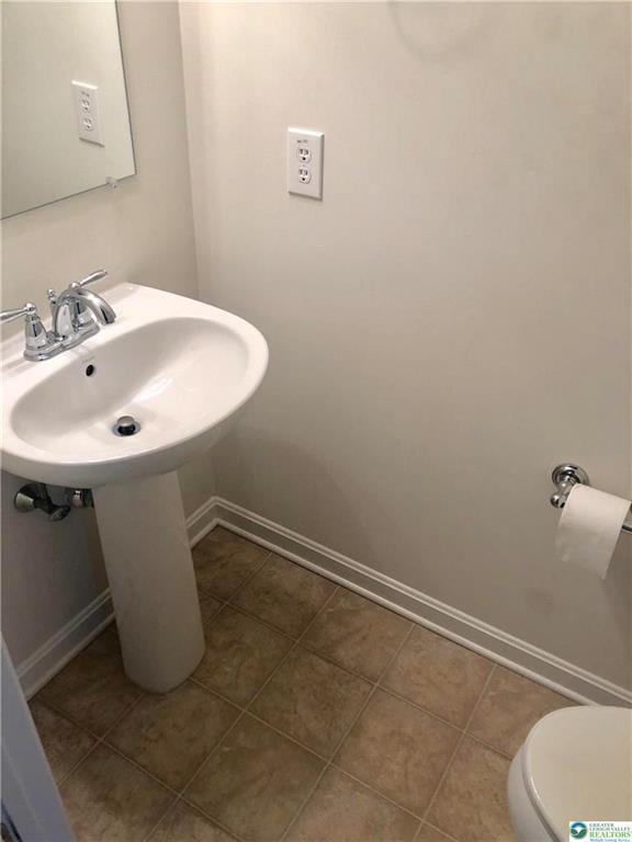 Building Photo - 8408 Saylor Ct