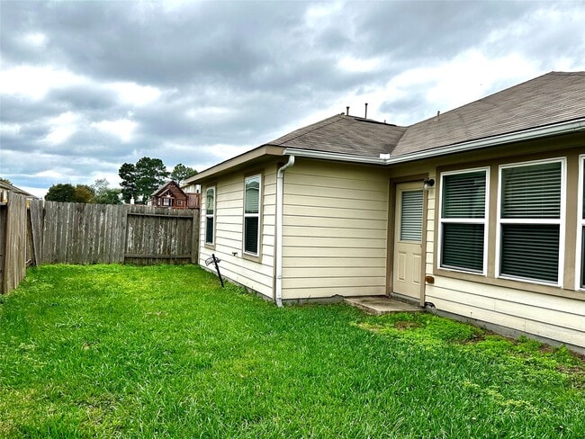 Building Photo - 16763 N Blue Jay Dr