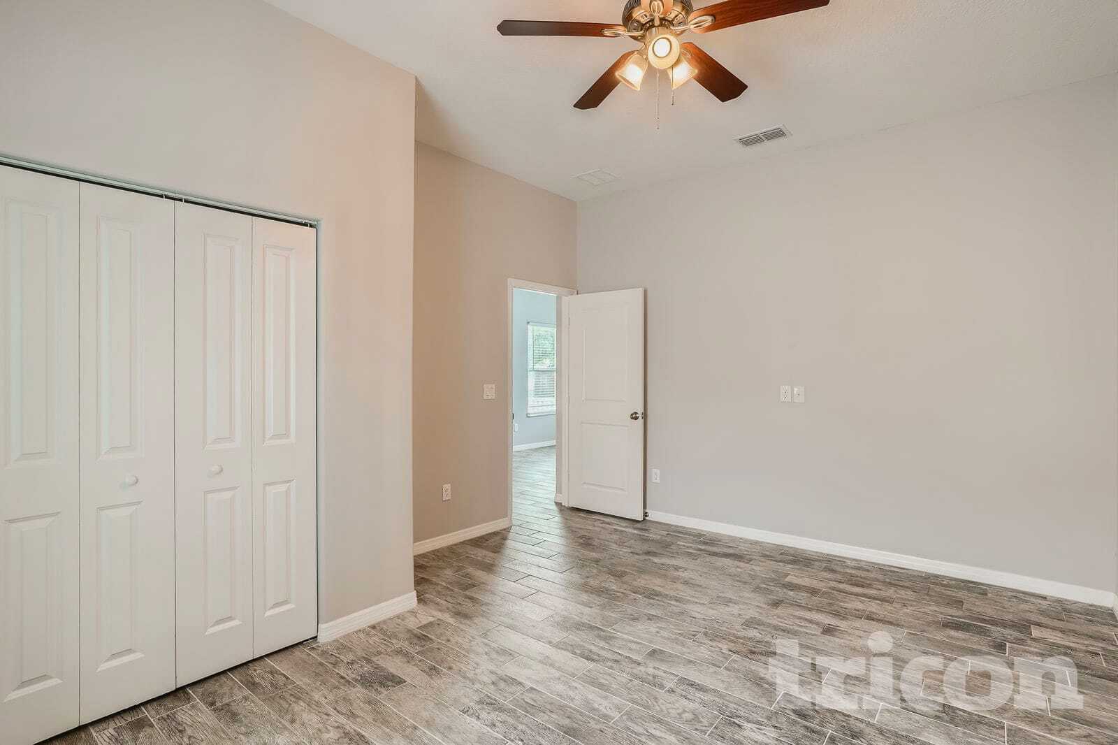 Building Photo - 2704 61st Ave N