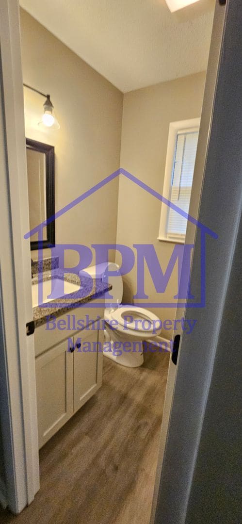 Building Photo - Spacious 4 Bed, 2 Bath Home in Nashville –...