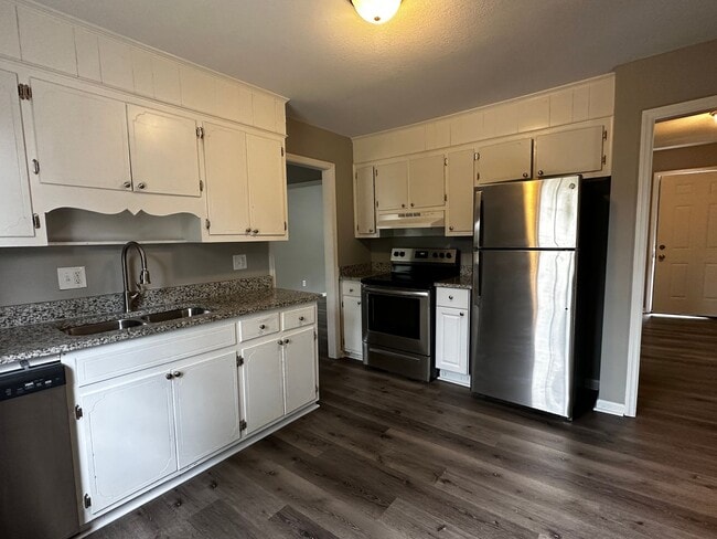 Building Photo - Oak Lake - Columbia County