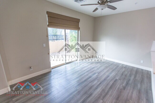 Building Photo - 1406 W Main St