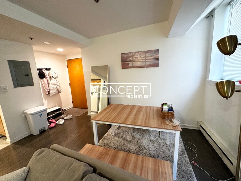 Building Photo - 112 Jersey St