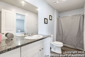 Building Photo - 5762 Sunset Vis