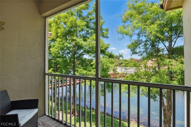 Building Photo - 15430 Bellamar Cir