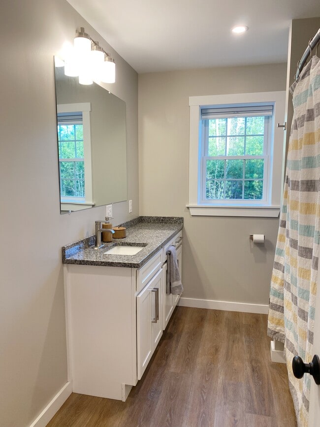 Building Photo - 144 Buttonbush Ln