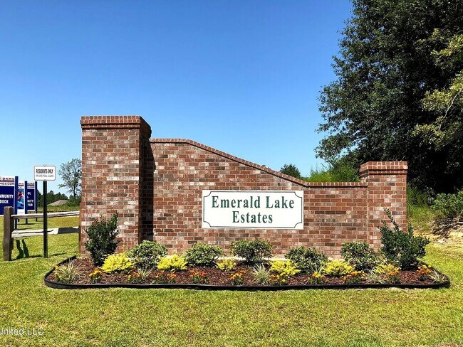 Building Photo - 13924 Ruby Ln