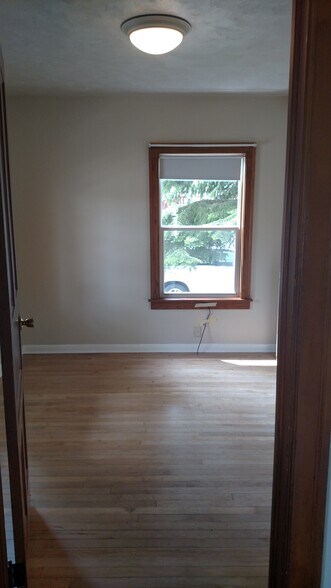 Bedroom 2 - N70W5528 Bridge Rd