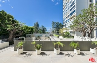 Upper deck of pool - 2222 Avenue of the Stars
