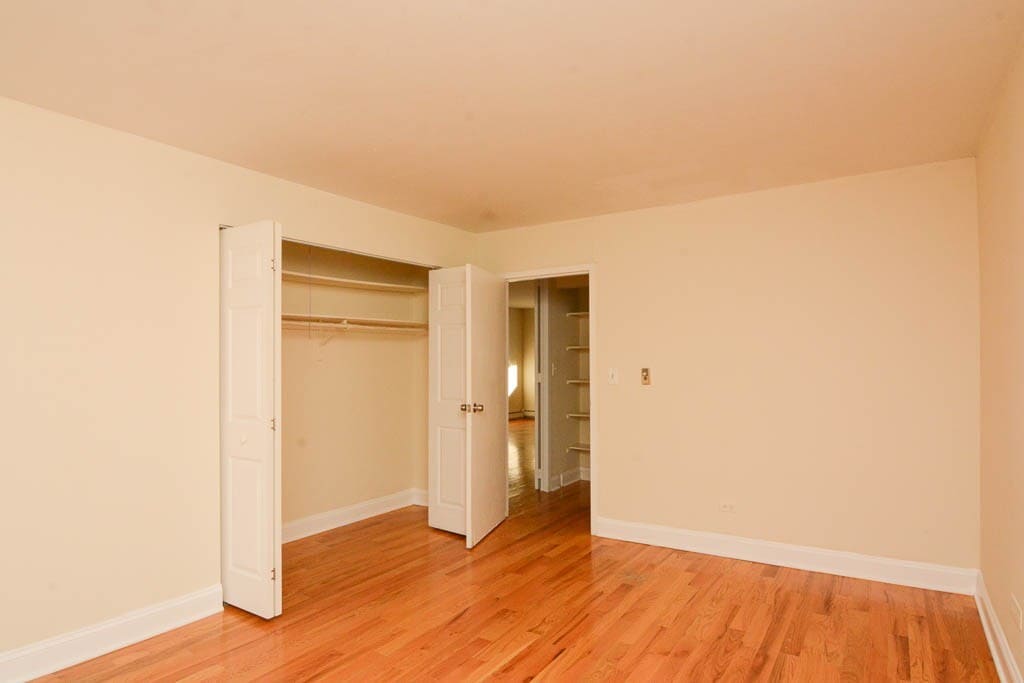 Building Photo - 1329 N Dearborn St