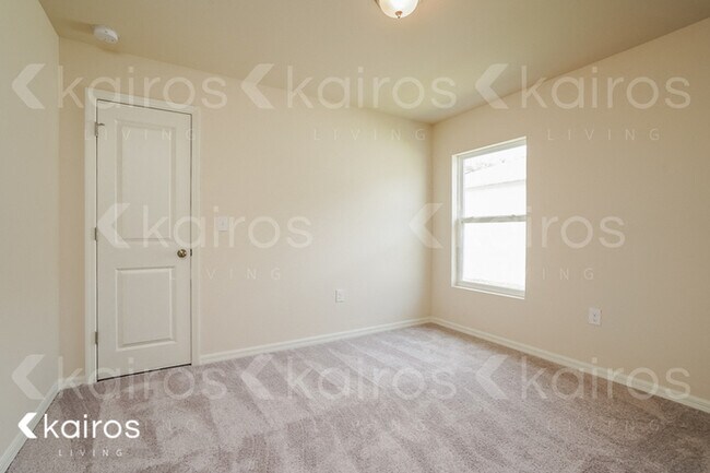 Building Photo - 9095 Aegean Cir