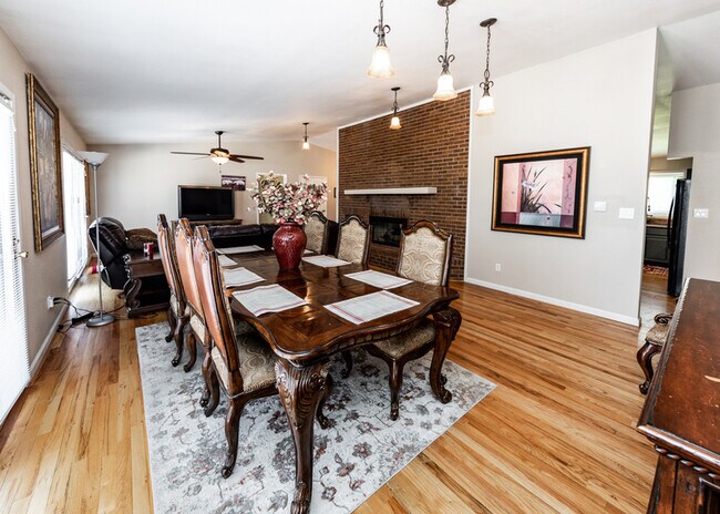 Building Photo - 3865 Wolcott Pl