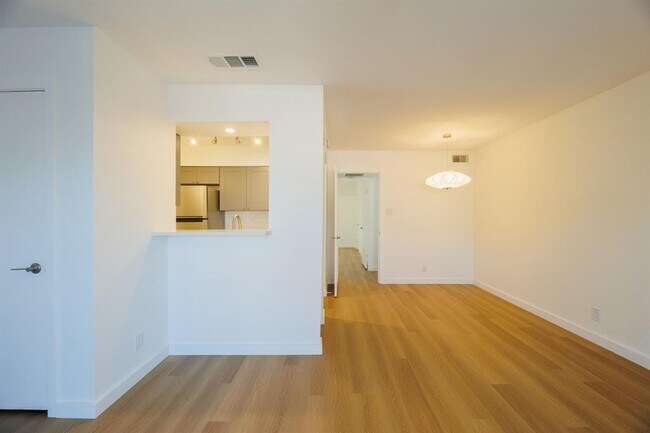 Building Photo - 7920 Rockwood Ln