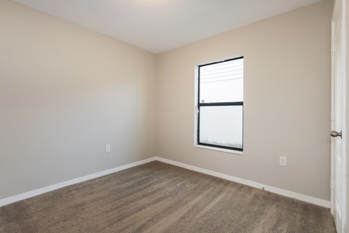 Building Photo - 1113 Brenton Leaf Dr