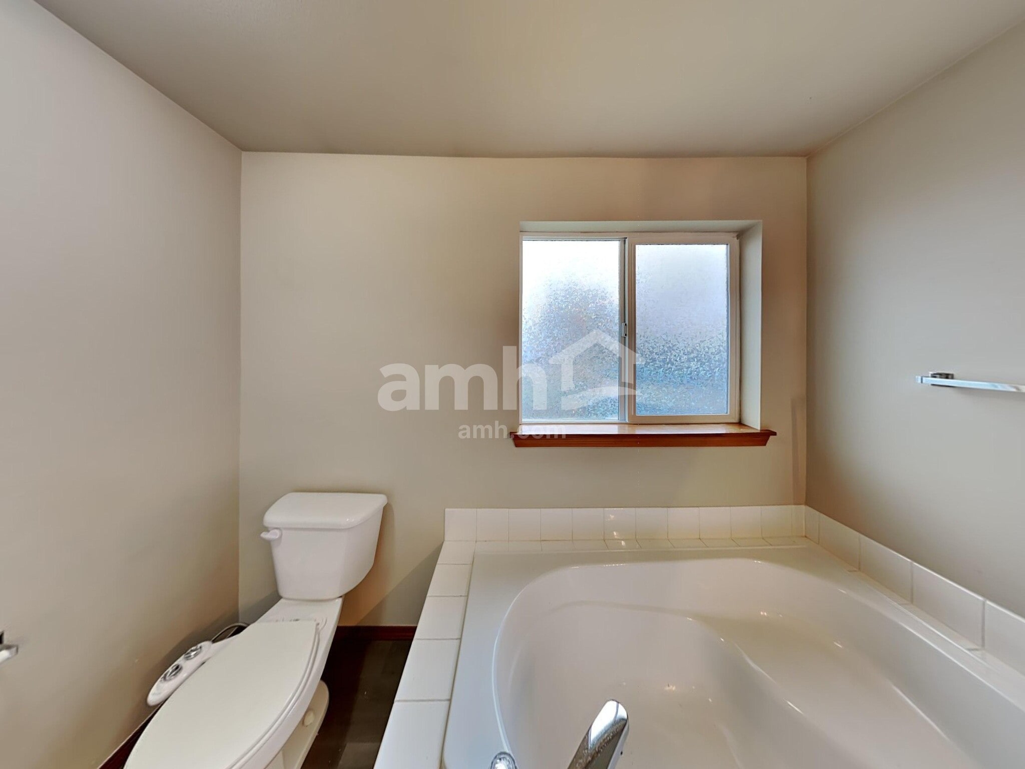 Building Photo - 16617 53rd Ave Ct E