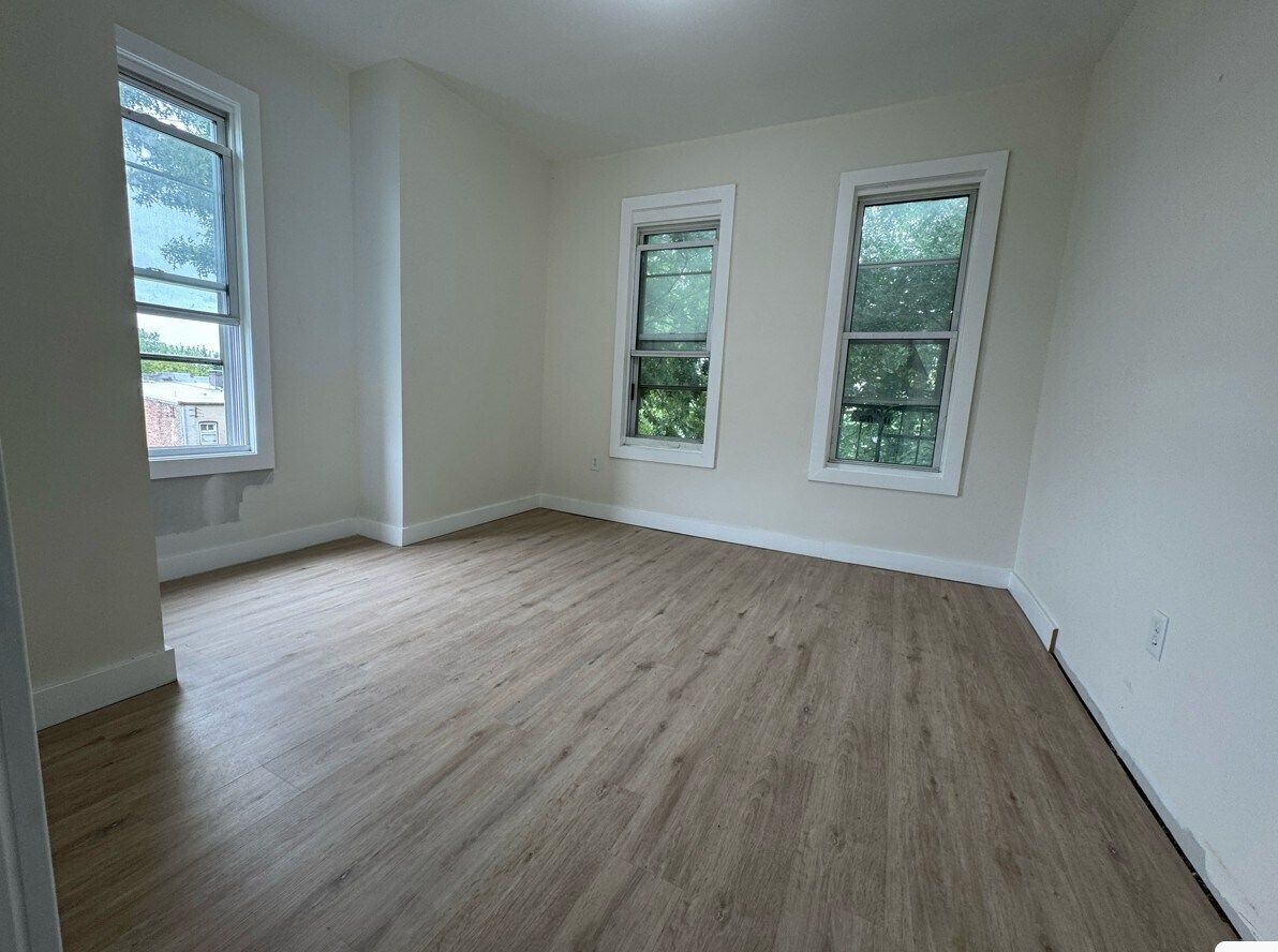 184 Virginia Ave 3L - 186 Virginia Ave