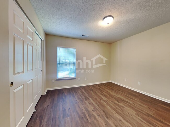 Building Photo - 5116 Morrow Ln