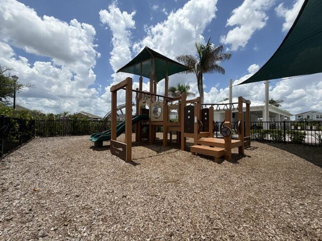Building Photo - 10783 SW Vasari Way