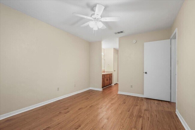 Building Photo - 3208 Ginger Dr