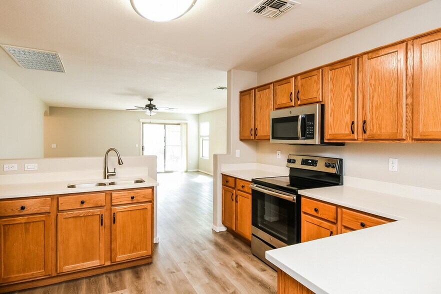 Building Photo - 3171 W Dancer Ln