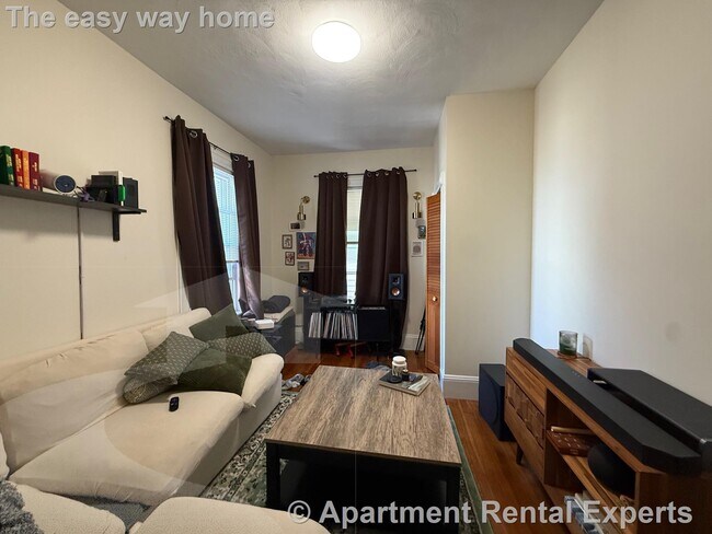 Building Photo - 235 A Highland Ave