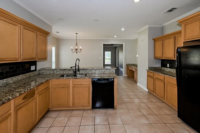 Building Photo - 4513 Graystone Dr