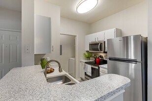 Building Photo - Keystone Falls Apartments