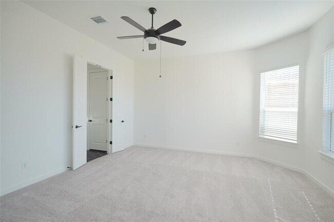 Building Photo - 1250 Roger Hanks Pkwy