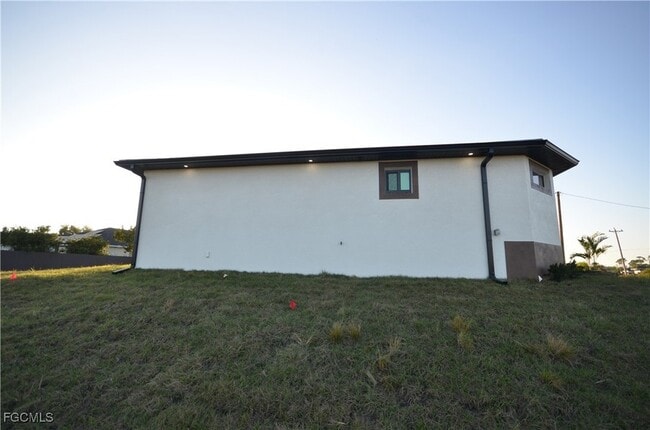 Building Photo - 2416 Diplomat Pkwy W