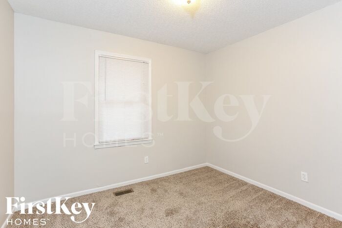 Building Photo - 7909 Sunset Cir