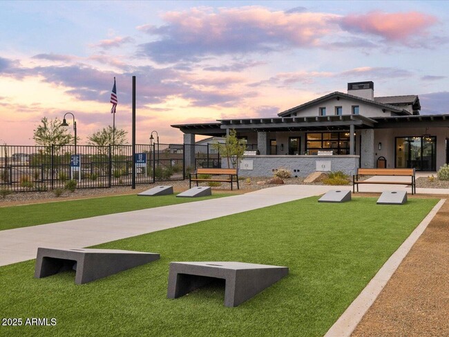 Building Photo - 16065 W Gray Fox Trl