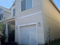 Building Photo - 17644 SW Lawton St