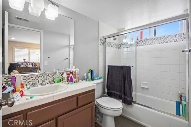 Building Photo - 541 W 23rd St