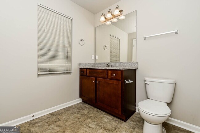 Building Photo - 3281 Pennington Dr
