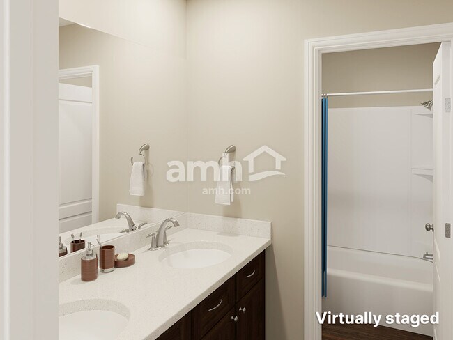 Building Photo - 4925 Wilcrest Ct