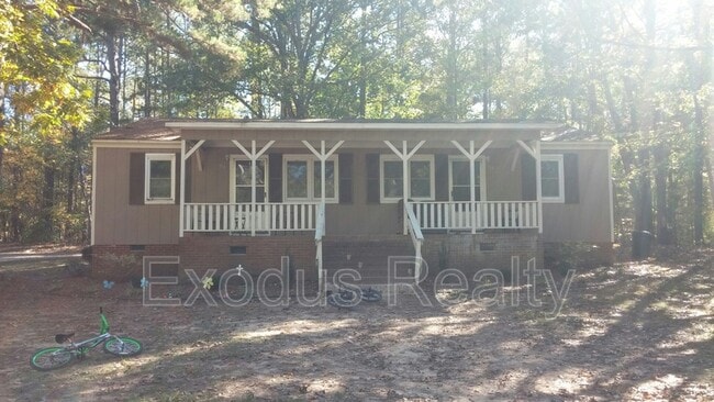 Building Photo - 314 Country Est