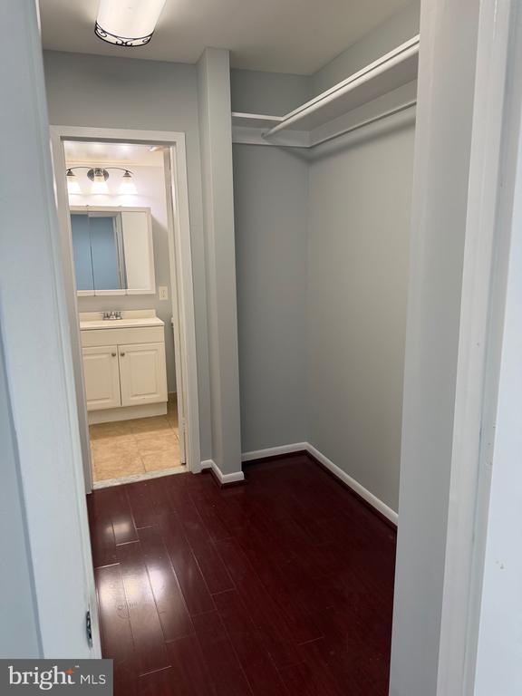 Building Photo - 10122 Campus Way S