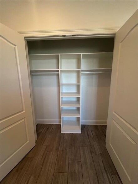 Building Photo - 2148 Pirate Dr