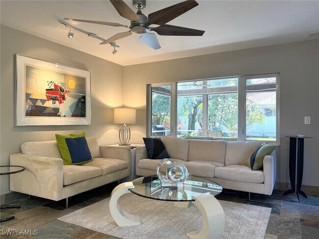 Building Photo - 668 95th Ave N