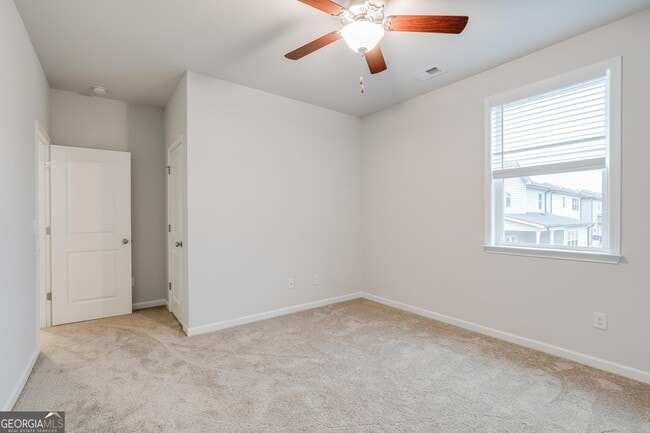Building Photo - 376 Caledonia Ct